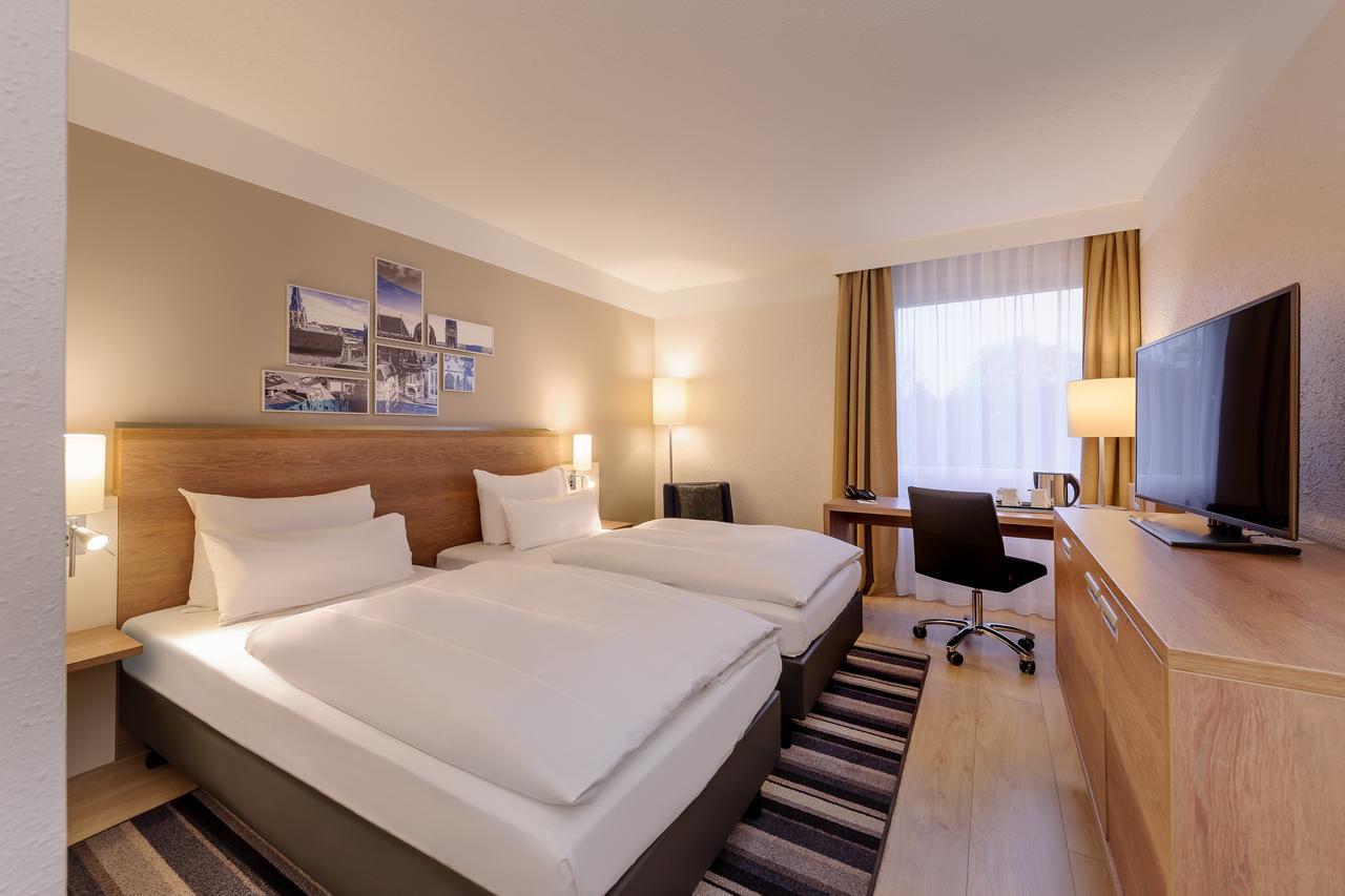 Standard Twin Room,511706478:JPEG